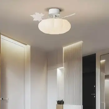 Просто в скандинавски стил, лампа за дневна на балкона Бял полилей луксозен и минималистичного дизайн Led тавана лампа за хранене